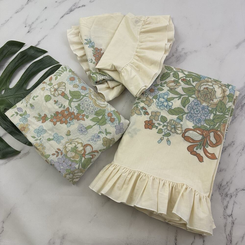 Martex Vintage 80s Queen Size Sheet Set Cream Blue Floral Ruffles Fitted Flat